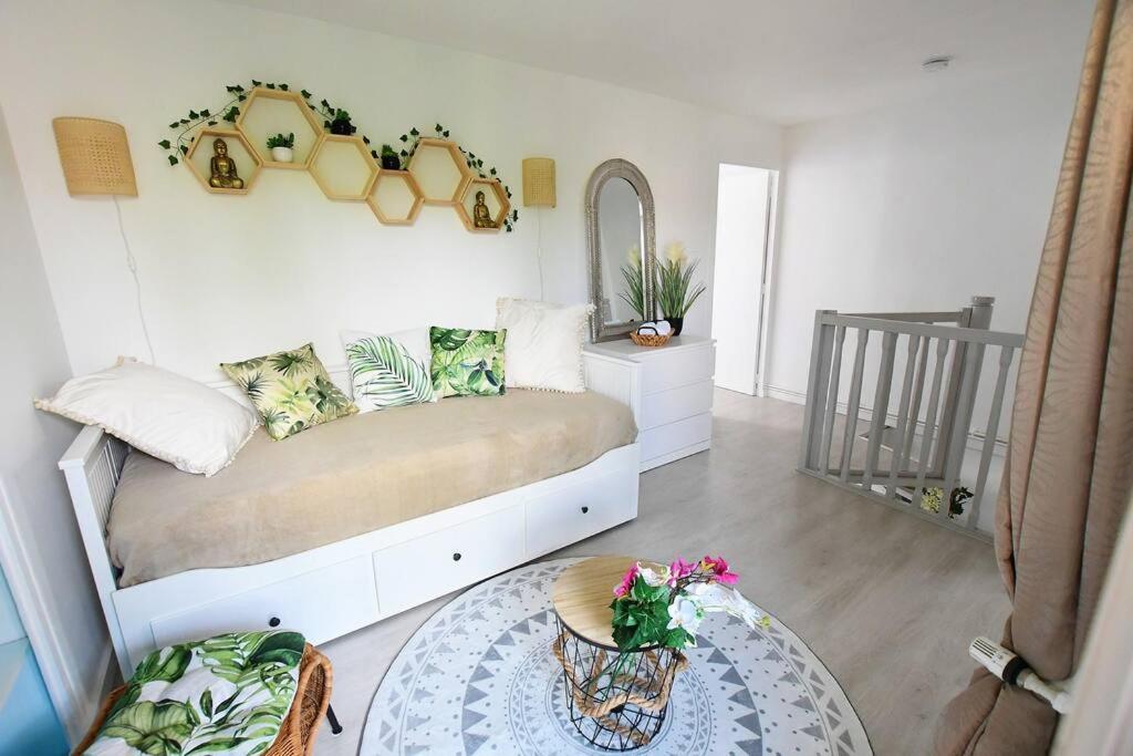 Secret Garden - Duplex Moderne - Jardin - Netflix - Apartamento Provins Exterior foto